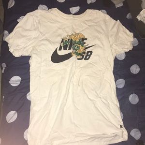 Size small Nike SB shirt